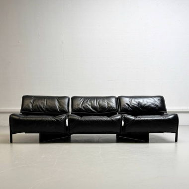 Dreisitzer-Sofa von Vico Magistretti für Cassina