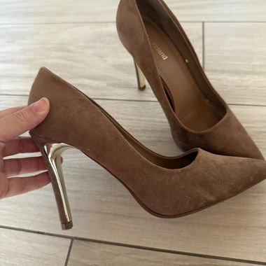 Escarpins marron à talons hauts