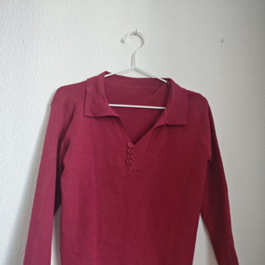 Elegant Sweater red