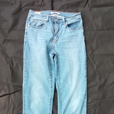 Jeans Levi's 724 Taille Haute et Coupe Droite