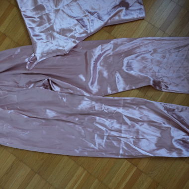 Rosafarbene Satin-Schlafhose