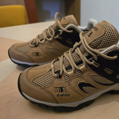 Hiking & Walking Shoe - Almost NEW!