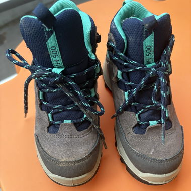 Children's hiking shoes