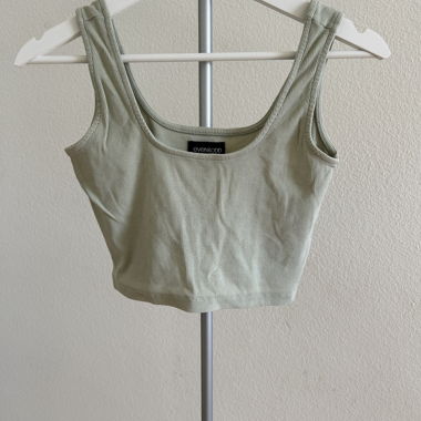 Kurzes Top