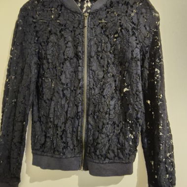 Blouson cœur en dentelle