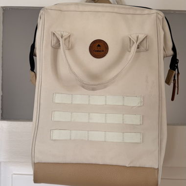 Cabaia Backpack with Accessory Pockets
