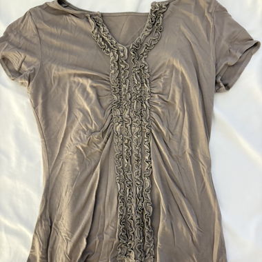 Rueschen T-Shirt braun