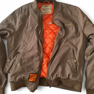Bomber original