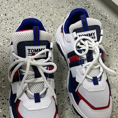 Tommy Hilfiger NEU 44