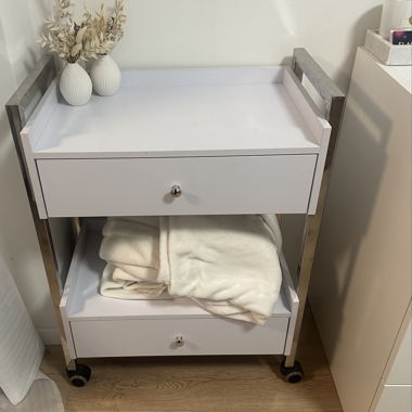 Comodino/Commode a rotelle con cassetti