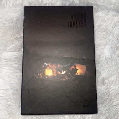 Cofanetto album BTS Young Forever
