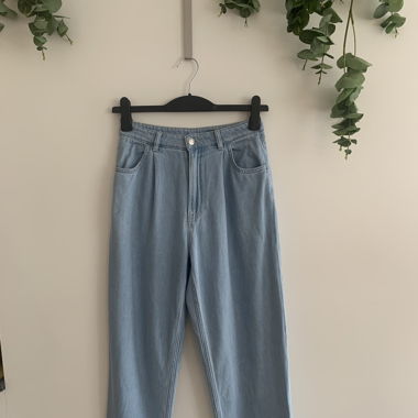 Jeans in Loose Fit 