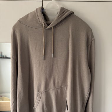 basic hoodie