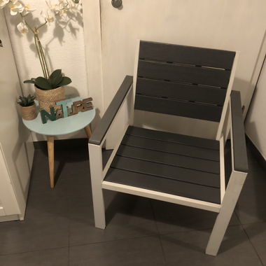 Chaise de balcon ou jardin en métal et plastique 