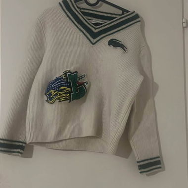 Pull en maille à encolure en V
