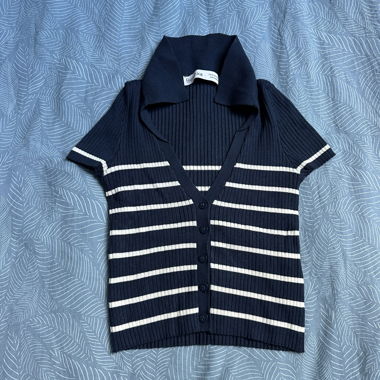 Top in maglia a righe Bershka