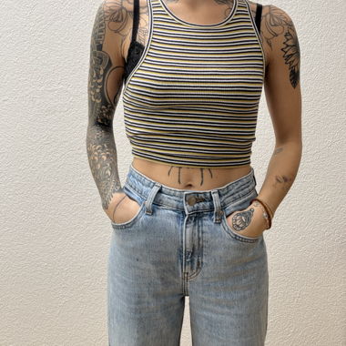 crop top