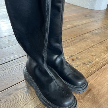 Bottes noires