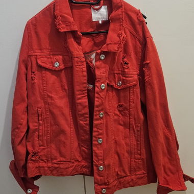 Veste en jean rouge ZARA