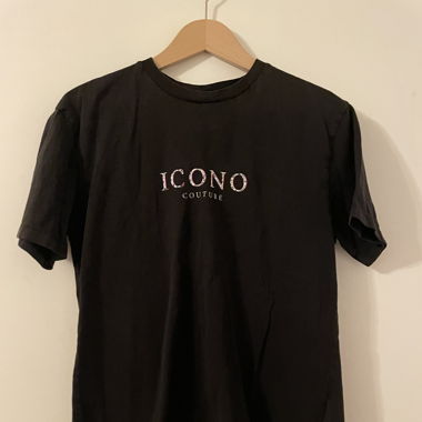 Icono T-Shirt with Design