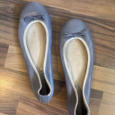 Blue Ballet Flats