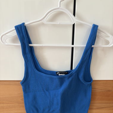 Top Court Bleu Zara