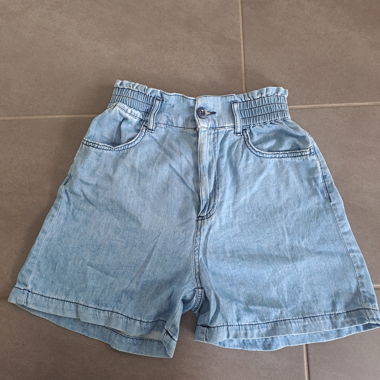 Light Blue Denim Shorts Size 26