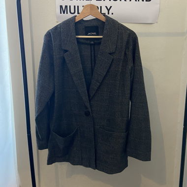 Grauer Blazer