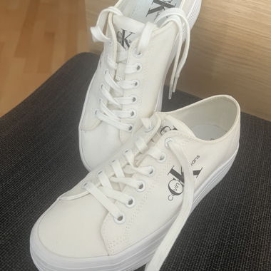Stoffschuhe