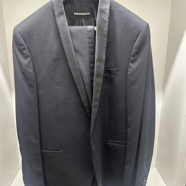Smoking nero Drykorn con pantaloni/