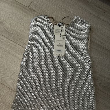 Zara Brand New Sleeveless Silver Knit