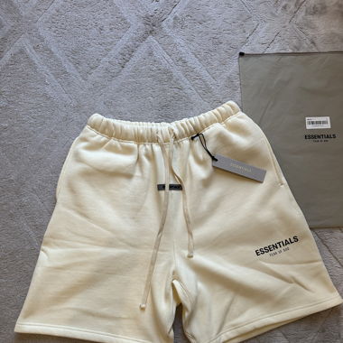 Essentials shorts yellow