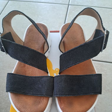 Sandales