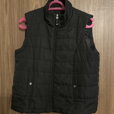 Vest size M