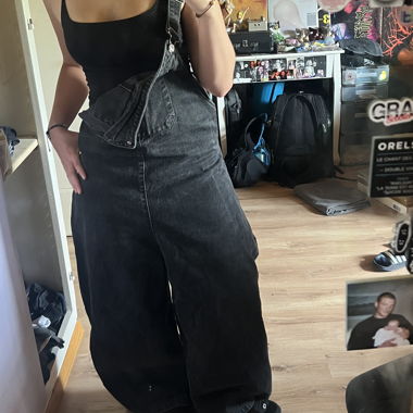 Salopette noire en denim