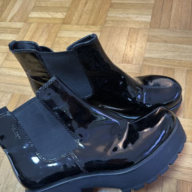 Boots Black