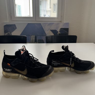Nike Air VaporMax Off White noir