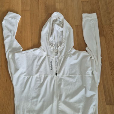 Reebok weiße Jacke, Kapuze, 2 Reissverschlusstaschen