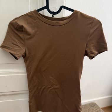 Brown T-shirt 