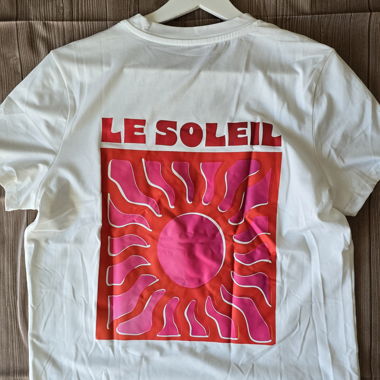(016) Le Soleil - M - Trendiges Graphic-Tee