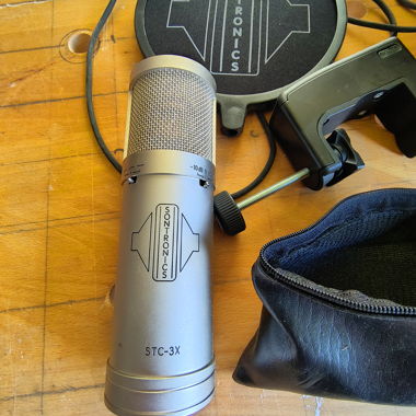 Sontronics STC-3X & Vicoustic VariBass Ultra