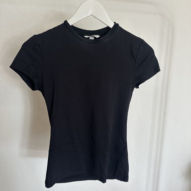 Black T-Shirt Size S