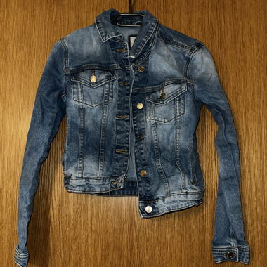Denim jacket 