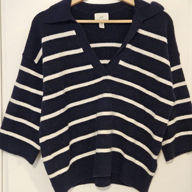 H&M gestreifter Strick-Polopullover