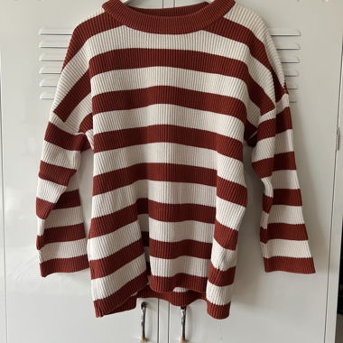 Knit sweater