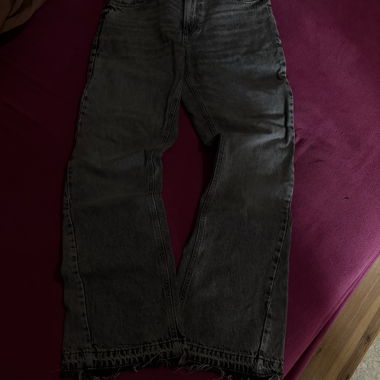  ZARA Jeans (Grau)