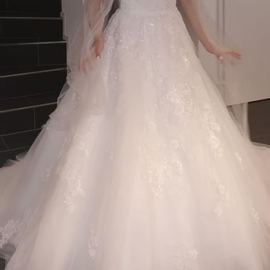 Hochzeitskleid