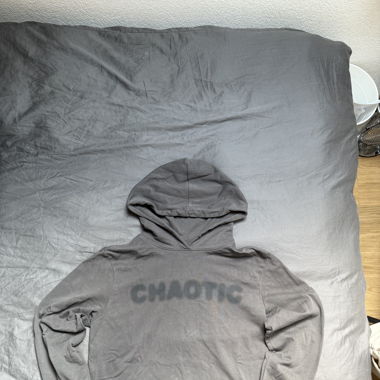 Maglione chaotic