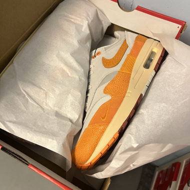 Nike Air Max 1 Light Bone/Magma Orange