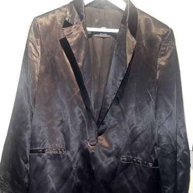 Eleganter Schwarzer Blazer mit Federdetails